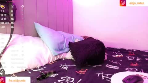 alejo_cute online show from 12-28-24, 10:13