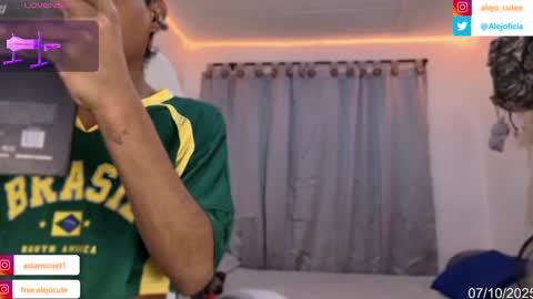Snapshot of alejo_cute chatting on 10-07-25, 08:39 alejo_cute online show from 10-07-25, 08:39