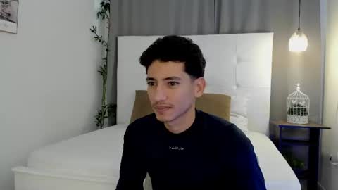 alejo_exotic online show from 06-29-26, 01:11