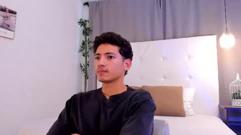 alejo_exotic online show from 07-10-26, 12:30