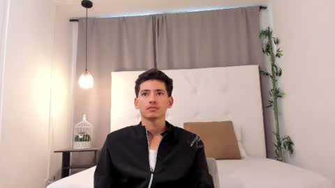alejo_exotic online show from 07-17-26, 12:34