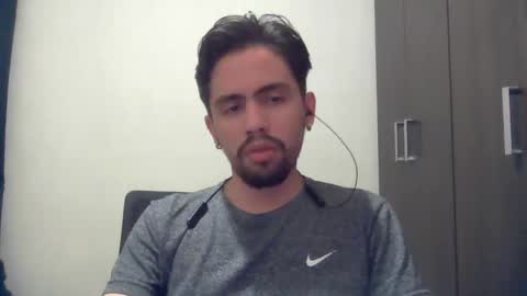 Snapshot of alejo_shy chatting on 12-15-24, 01:02 alejo_shy online show from 12-15-24, 01:02