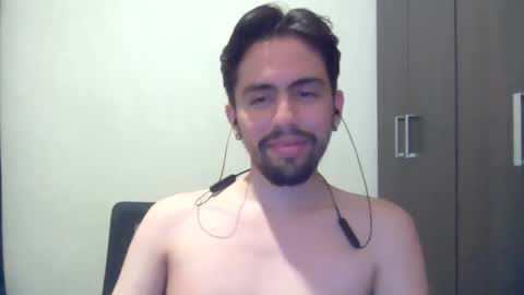 Snapshot of alejo_shy chatting on 12-20-24, 07:01 alejo_shy online show from 12-20-24, 07:01