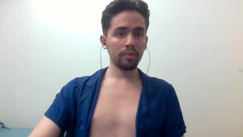 Snapshot of alejo_shy chatting on 01-07-25, 02:53 alejo_shy online show from 01-07-25, 02:53