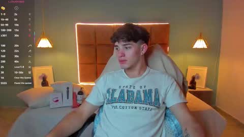 ALejoo Saenz online show from 10-13-25, 08:47