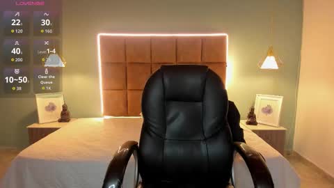 ALejoo Saenz online show from 11-22-25, 12:31