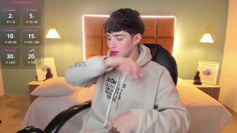 ALejoo Saenz online show from 12-02-25, 12:16