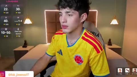 ALejoo Saenz online show from 06-18-26, 04:35
