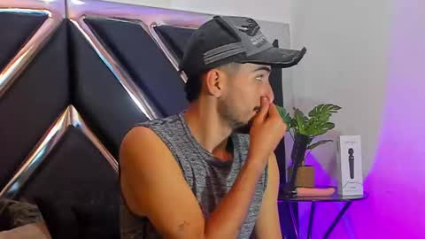 Snapshot of alekruizx chatting on 09-27-25, 05:34 Alek online show from 09-27-25, 05:34