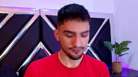 Snapshot of alekruizx chatting on 10-05-25, 03:49 Alek online show from 10-05-25, 03:49