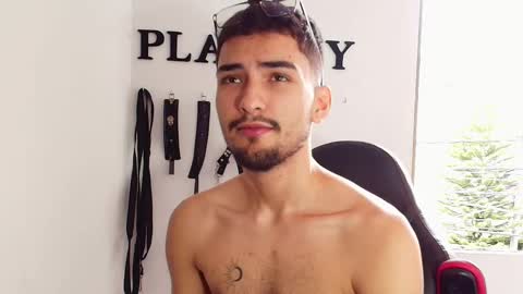 Snapshot of alekruizx chatting on 10-11-25, 02:15 Alek online show from 10-11-25, 02:15