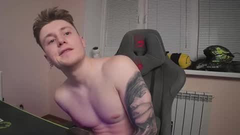 Snapshot of aleks_fisher chatting on 02-14-26, 12:18 Alex and Linar online show from 02-14-26, 12:18