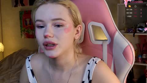 Lexi online show from 02-05-25, 03:45