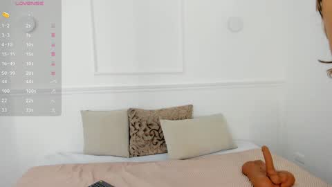 Aleksandra  online show from 12-18-24, 12:07