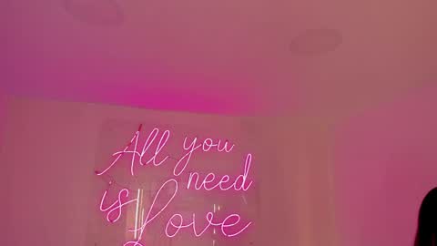 Aleksandra  online show from 05-11-26, 12:33