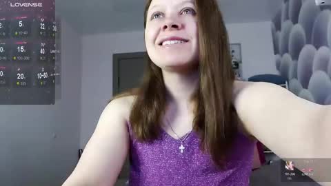 Snapshot of aleksasamui chatting on 03-17-26, 10:35 Aleksa online show from 03-17-26, 10:35