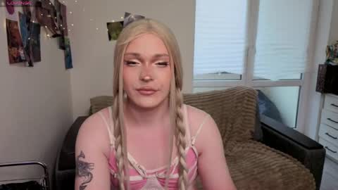 ALENA  INDEPENDENT MODEL online show from 05-29-26, 06:00
