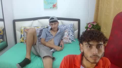 Snapshot of alenders chatting on 09-20-25, 11:06 ALENDERS online show from 09-20-25, 11:06