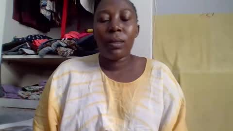 Noreen Kennth and Emilly online show from 10-22-25, 06:07