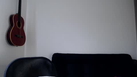 Snapshot of aleska_bell69 chatting on 02-12-26, 04:35 Aleska online show from 02-12-26, 04:35