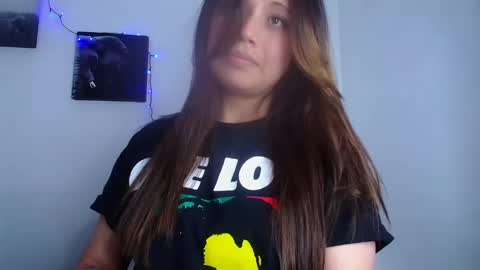 Snapshot of aleska_dollx chatting on 01-11-25, 09:36 QUEEN OFF MILk IM BACK 15 NOV online show from 01-11-25, 09:36