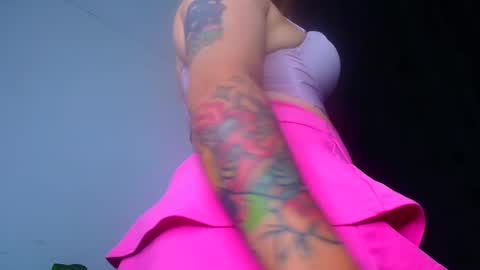 Snapshot of aleska_dollx chatting on 02-16-25, 01:25 QUEEN OFF MILk IM BACK 15 NOV online show from 02-16-25, 01:25