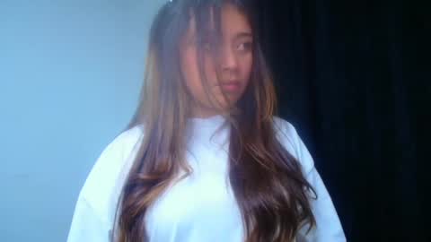 Snapshot of aleska_dollx chatting on 03-04-25, 11:32 QUEEN OFF MILk IM BACK 15 NOV online show from 03-04-25, 11:32