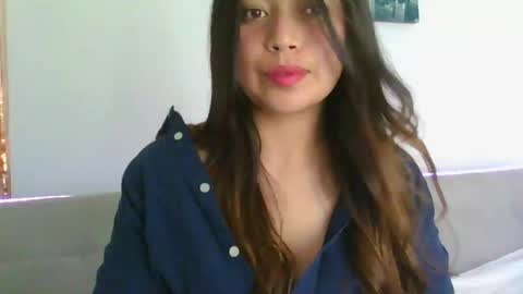 QUEEN OFF MILk  IM BACK  15 NOV online show from 11-15-25, 09:00