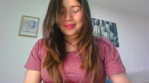 QUEEN OFF MILk  IM BACK  15 NOV online show from 02-12-26, 11:22