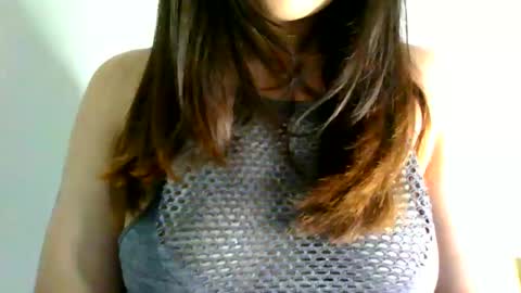 QUEEN OFF MILk  IM BACK  15 NOV online show from 05-21-26, 09:33