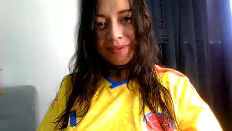 Snapshot of aleska_dollx chatting on 06-27-26, 04:56 QUEEN OFF MILk IM BACK 15 NOV online show from 06-27-26, 04:56
