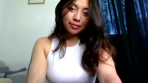 Snapshot of aleska_dollx chatting on 07-05-26, 06:59 QUEEN OFF MILk IM BACK 15 NOV online show from 07-05-26, 06:59