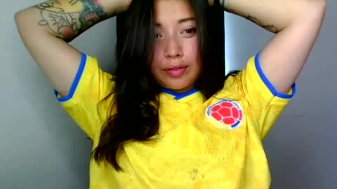 Snapshot of aleska_dollx chatting on 08-07-26, 07:38 QUEEN OFF MILk IM BACK 15 NOV online show from 08-07-26, 07:38