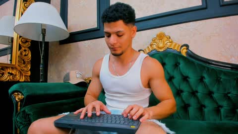 Alessandro King online show from 01-14-25, 12:03