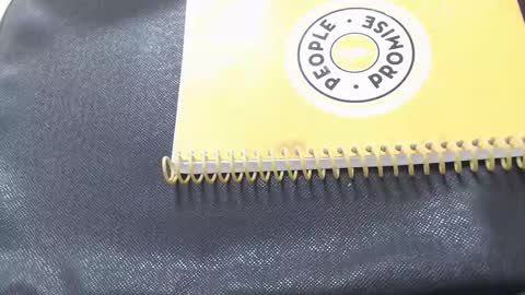 Snapshot of alessalindo840 chatting on 11-14-25, 05:39 AlessaBabyGirl840 online show from 11-14-25, 05:39