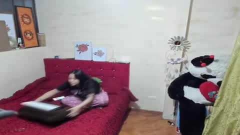 paola online show from 11-16-25, 11:43
