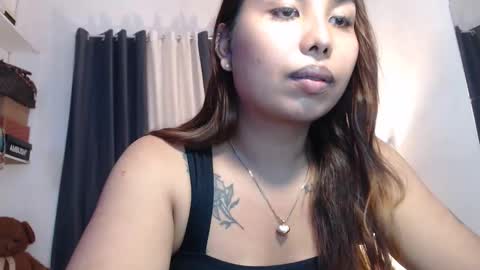 Snapshot of alessandramore chatting on 03-23-26, 02:32 Alessandra online show from 03-23-26, 02:32