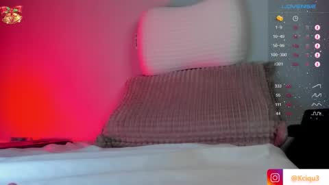 Kciqu3  Independent model online show from 01-04-25, 01:52