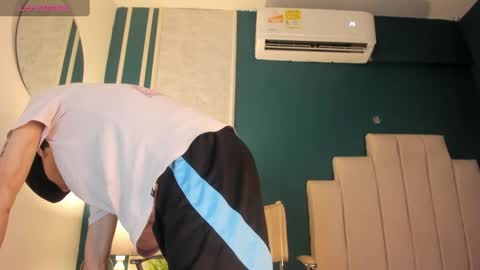 Snapshot of alessandro_dybala chatting on 01-02-25, 12:03 Alessandro Dybala online show from 01-02-25, 12:03