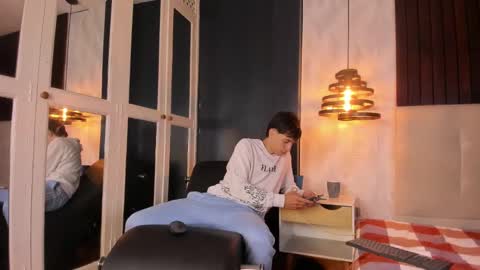 Snapshot of alessandro_dybala chatting on 03-02-25, 12:22 Alessandro Dybala online show from 03-02-25, 12:22