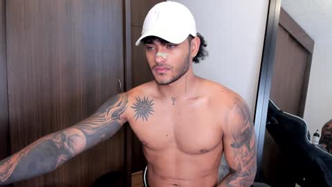 Alessandro Vanni online show from 12-22-24, 03:22