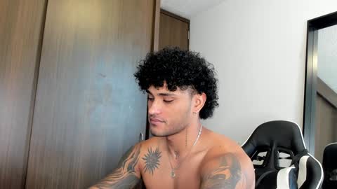 Alessandro Vanni online show from 01-10-25, 01:31