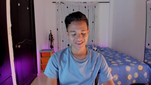 Snapshot of alessandro_wizard chatting on 02-11-25, 01:41 Alessandro online show from 02-11-25, 01:41