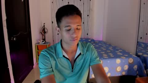 Snapshot of alessandro_wizard chatting on 02-12-25, 11:20 Alessandro online show from 02-12-25, 11:20