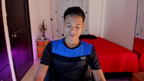 Snapshot of alessandro_wizard chatting on 02-18-25, 04:15 Alessandro online show from 02-18-25, 04:15