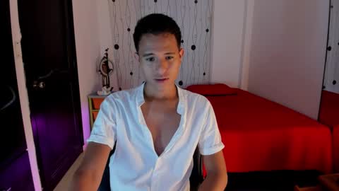 Snapshot of alessandro_wizard chatting on 02-25-25, 07:14 Alessandro online show from 02-25-25, 07:14