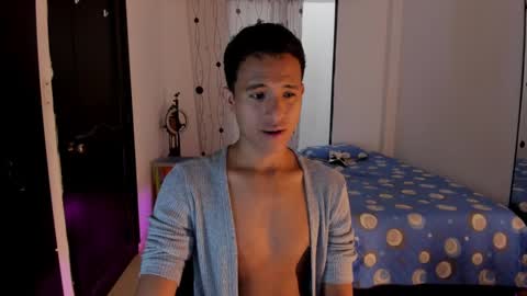 Snapshot of alessandro_wizard chatting on 03-03-25, 03:31 Alessandro online show from 03-03-25, 03:31