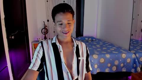 Snapshot of alessandro_wizard chatting on 03-09-25, 12:10 Alessandro online show from 03-09-25, 12:10