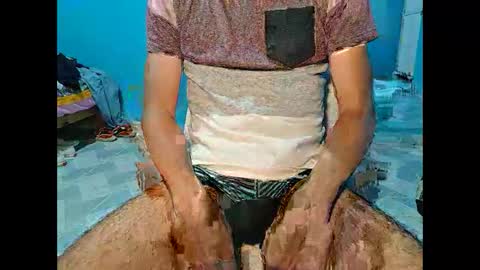 Snapshot of alessandrodmv chatting on 10-16-25, 06:25 alessandrodmv online show from 10-16-25, 06:25