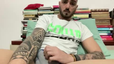 alessandromori91 online show from 04-07-26, 08:09